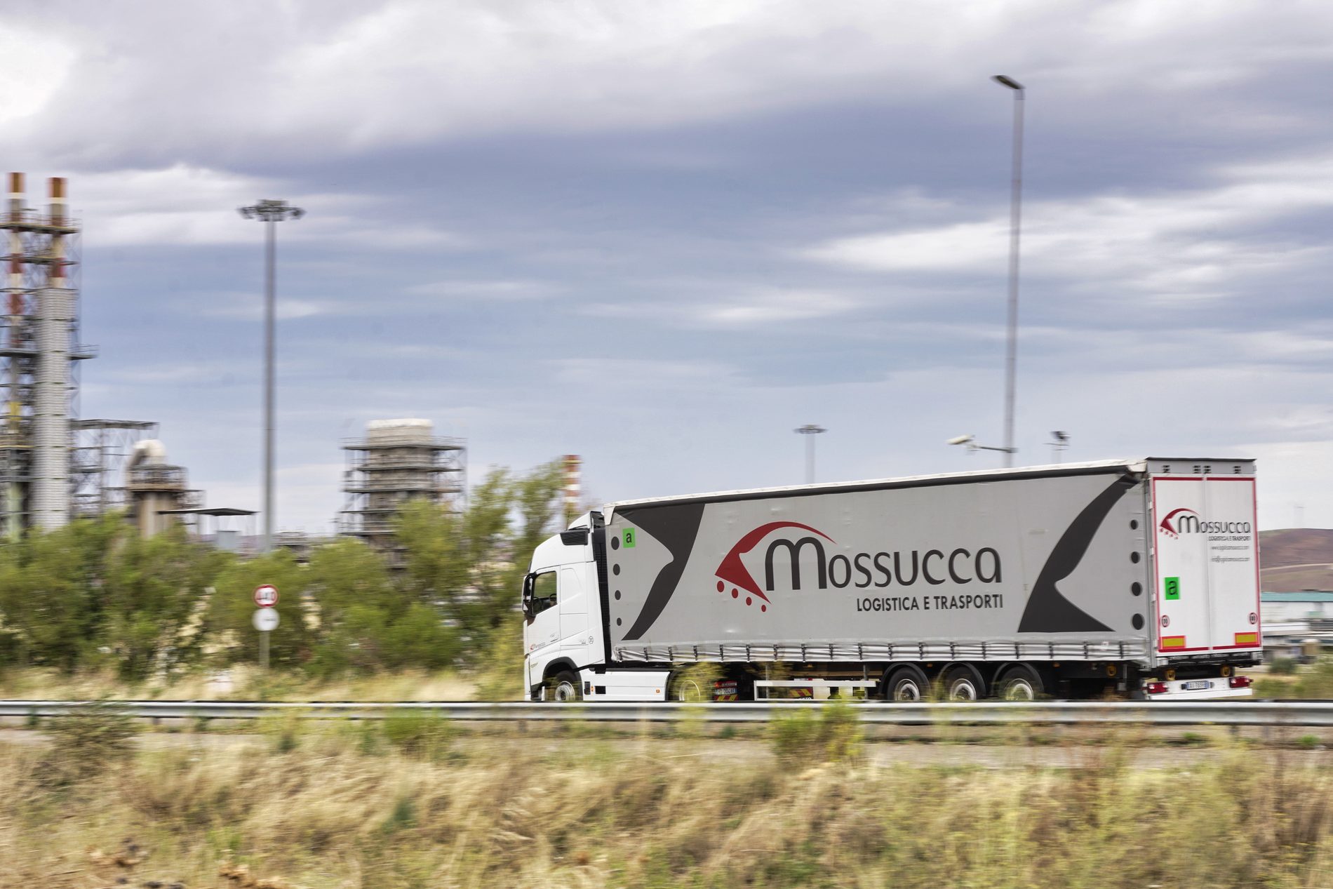 Camion Mossucca - trasporto su strada